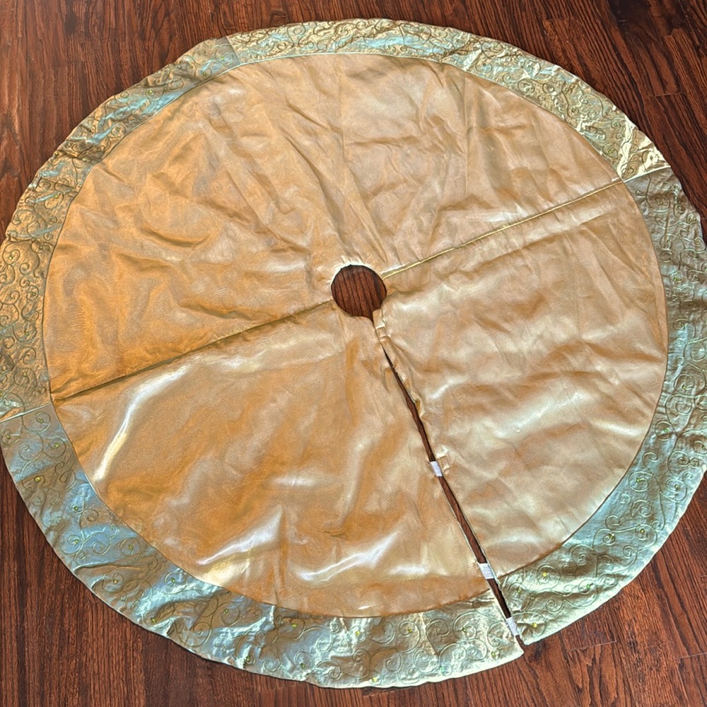 Gold and Green Tree Skirt Christmas Eve Santa's Best Satin & Organza Lined 55”
